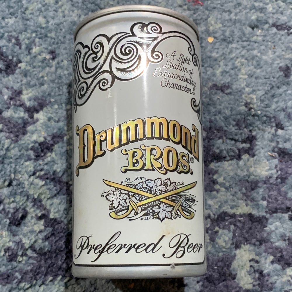 Drummond Bros Preferred Beer White, silver and Gold empty collectible can